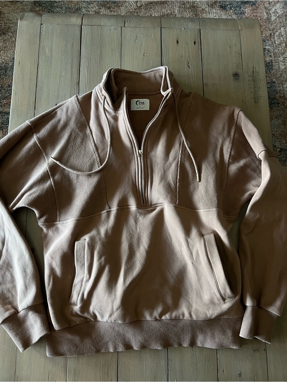 Zyia Quarter zip small